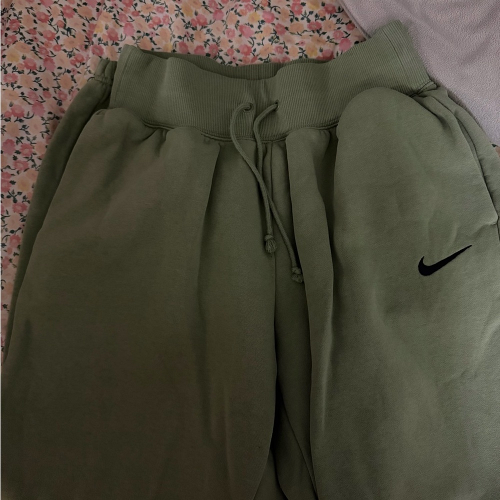 Nike Sage Green Fleece Pants